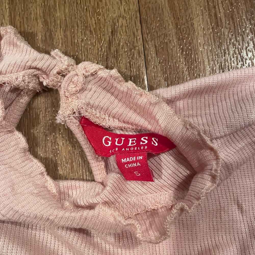 Guess top - Picture 2 of 3
